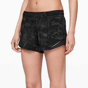 Camo Lululemon Hotty Hot Short II